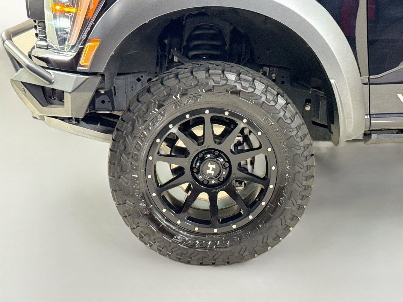 Used 2023 Ford F150 Raptor w/ Raptor 37 Performance Package AWD/4WD image 40