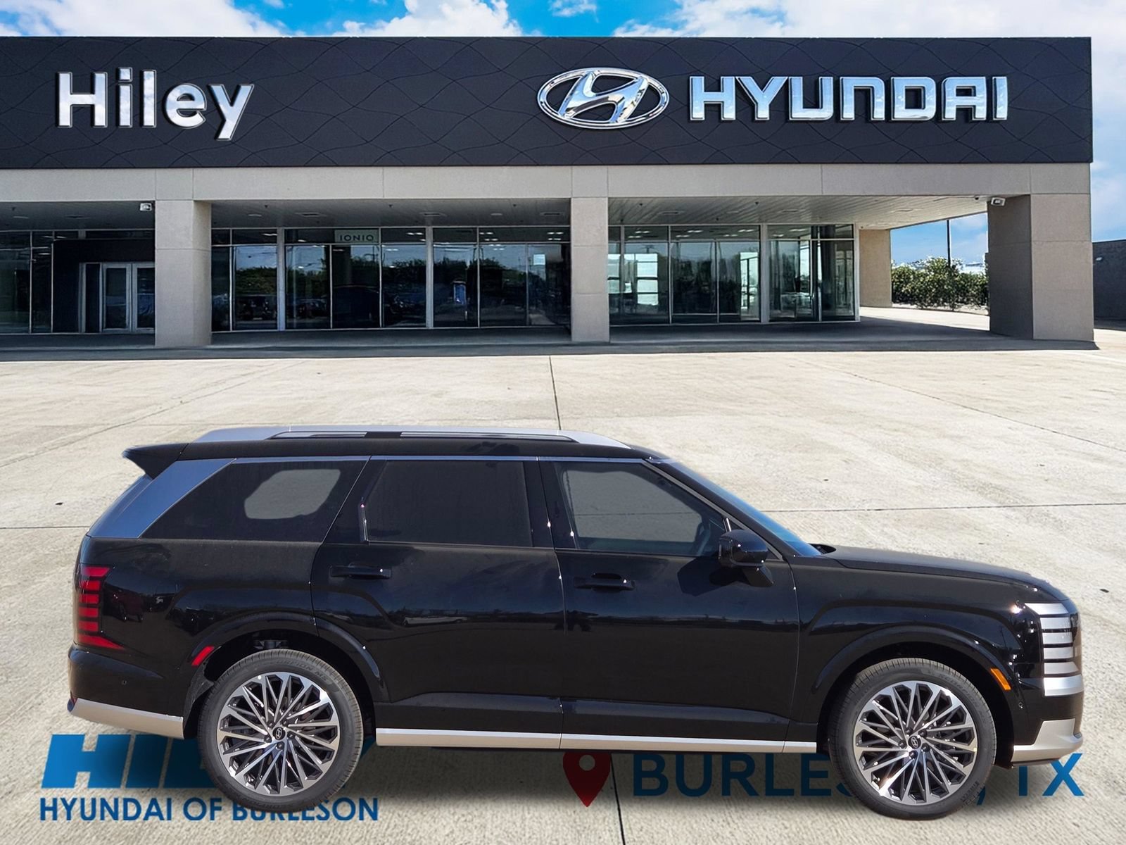 New 2026 Hyundai Palisade Calligraphy FWD image 3