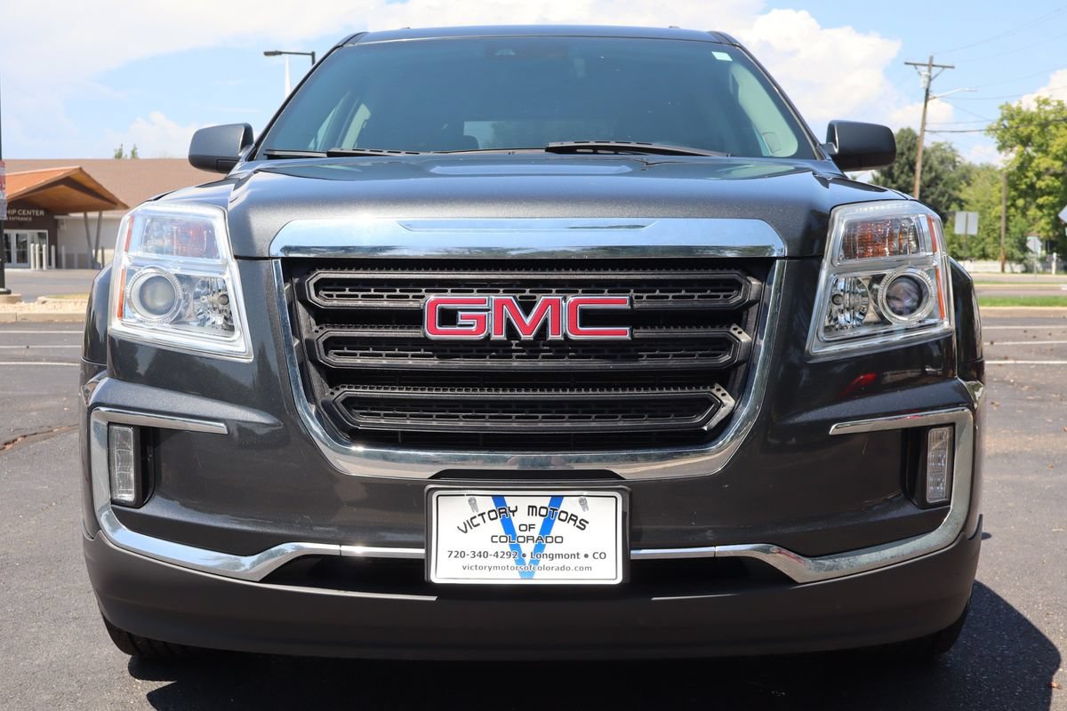 Used 2017 GMC Terrain SLE w/ Driver Alert Package I AWD/4WD image 13
