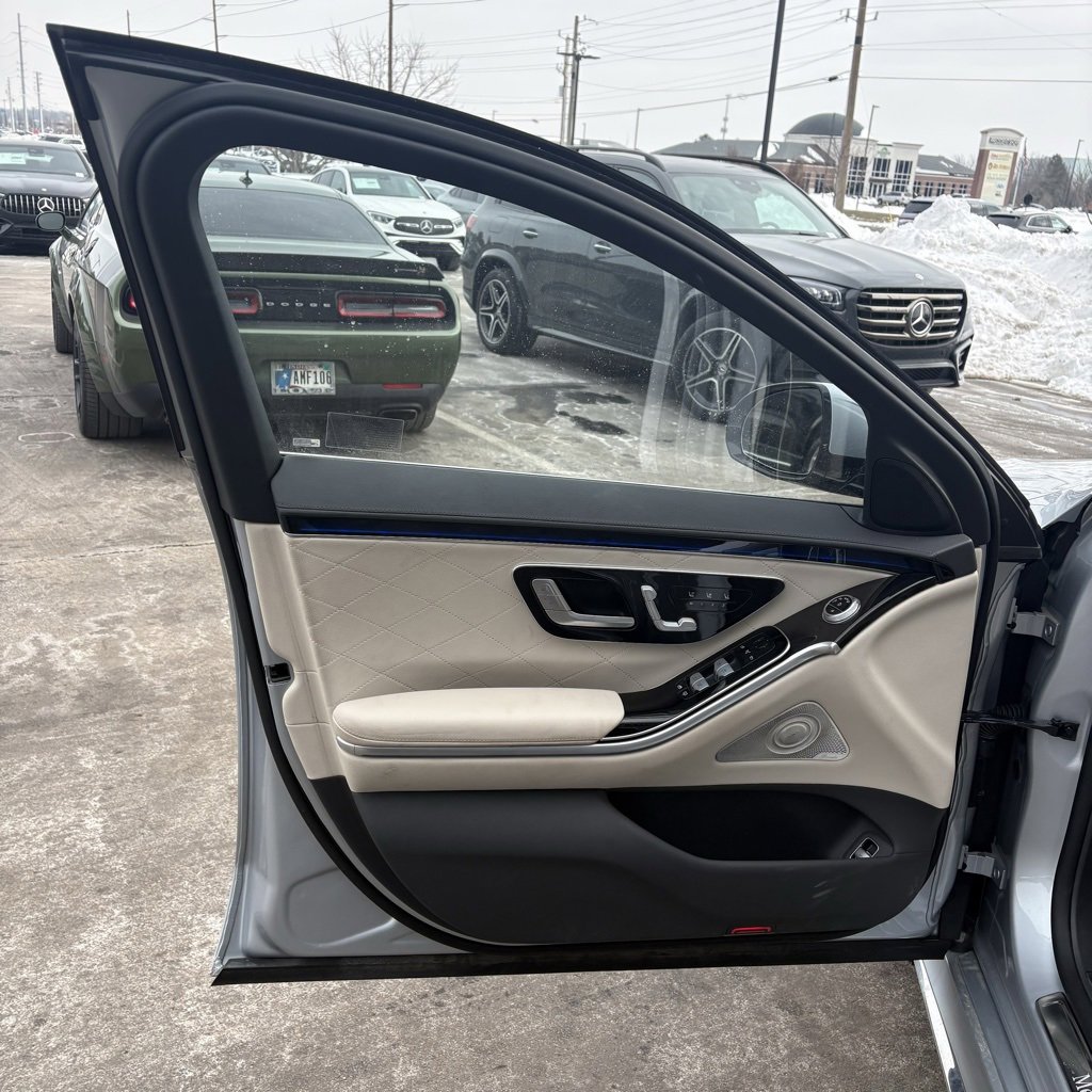 Certified 2023 Mercedes-Benz S 580 4MATIC Sedan image 11