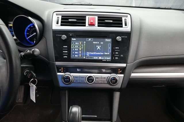 Used 2015 Subaru Legacy 2.5i Limited AWD/4WD image 18