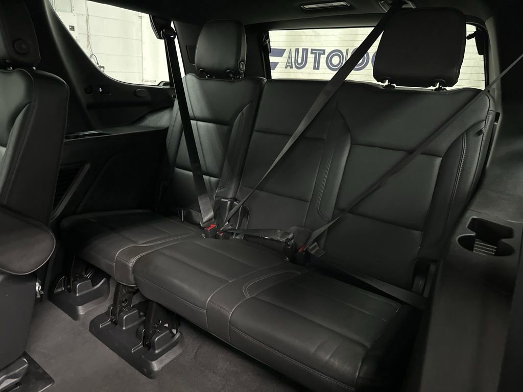 Used 2022 Chevrolet Tahoe Z71 w/ Luxury Package image 23