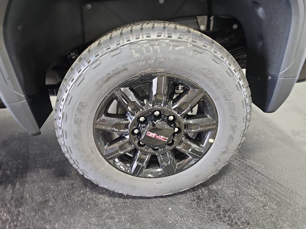 New 2026 GMC Sierra 3500 AT4 w/ AT4 Premium Plus Package AWD/4WD image 34