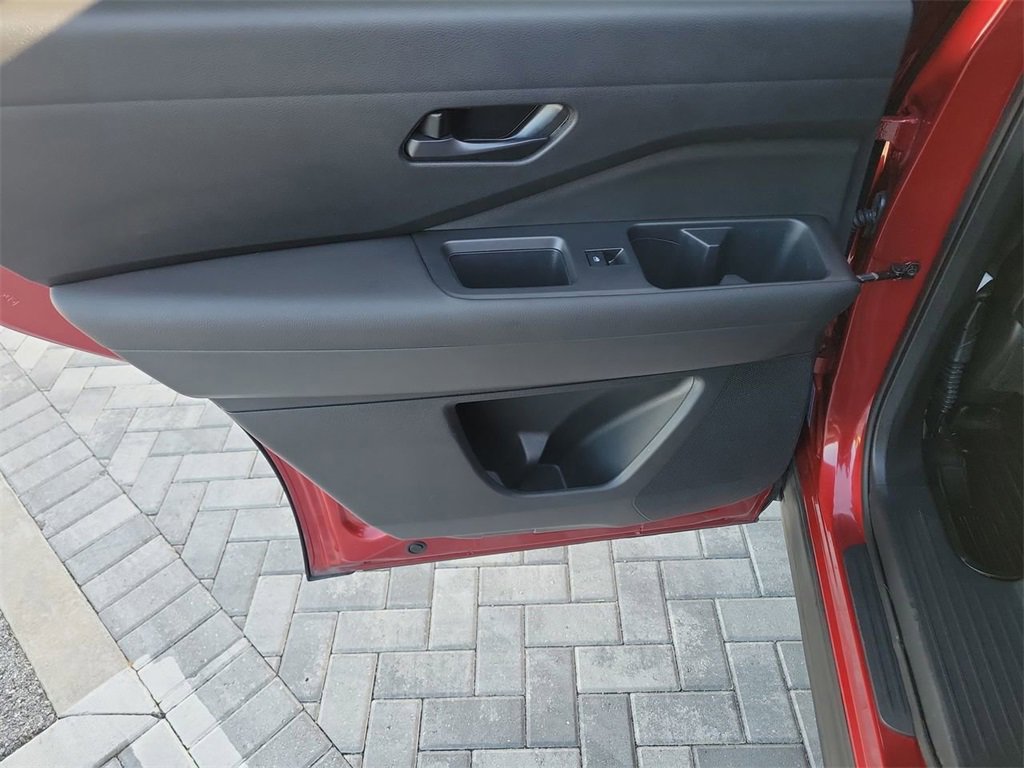 Used 2025 Nissan Pathfinder Rock Creek image 22