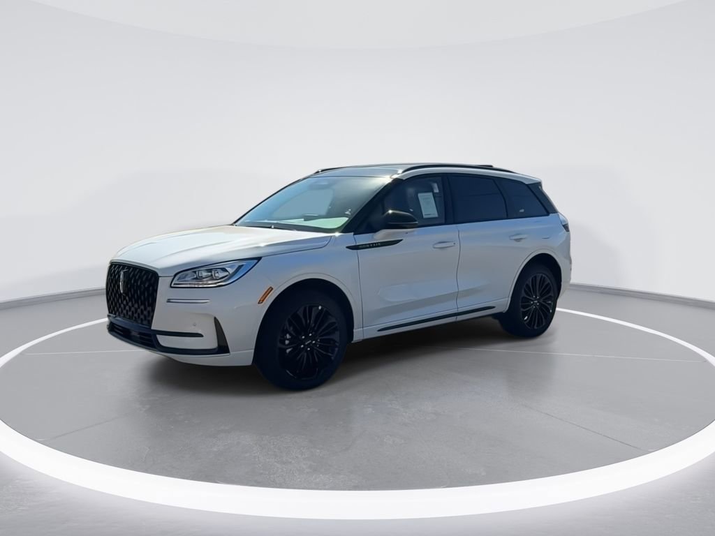 New 2026 Lincoln Corsair Reserve image 4