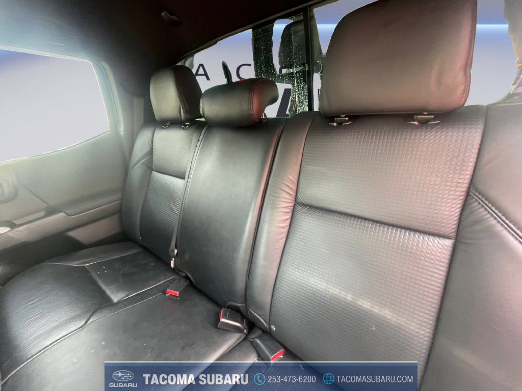 Used 2021 Toyota Tacoma TRD Off-Road w/ TRD Premium Off Road Package AWD/4WD image 16