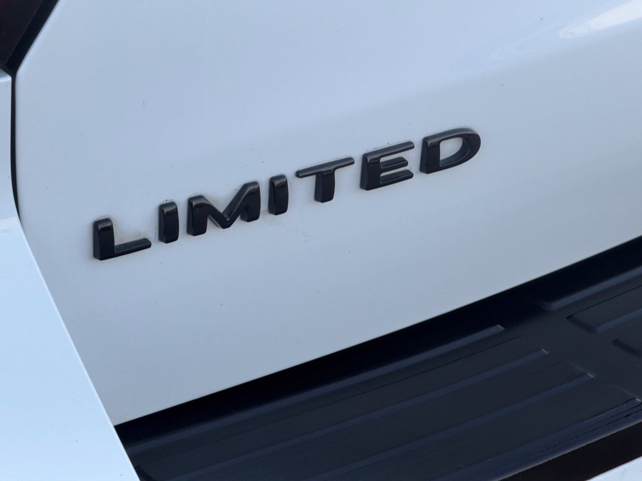 Used 2022 Ford Expedition Limited RWD image 9