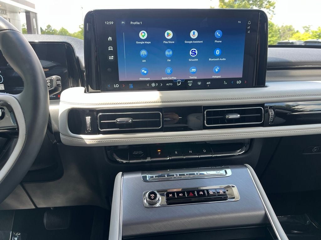 Used 2026 Lincoln Aviator AWD image 31
