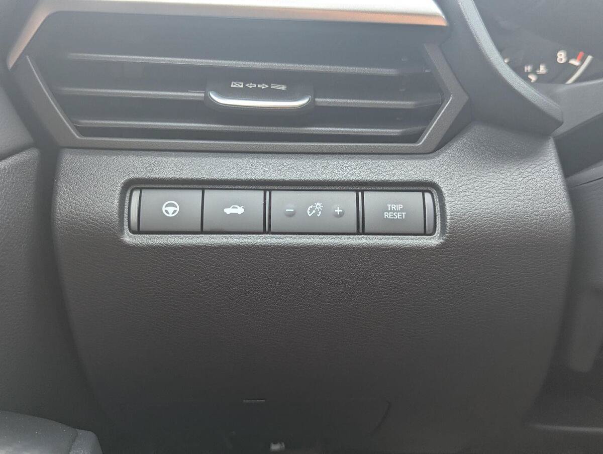 New 2026 Nissan Altima 2.5 SV w/ SV Premium Package FWD image 32