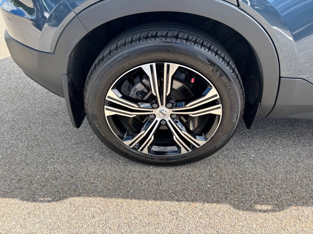 Used 2021 Volvo XC40 T5 Inscription w/ Climate Package AWD/4WD image 32