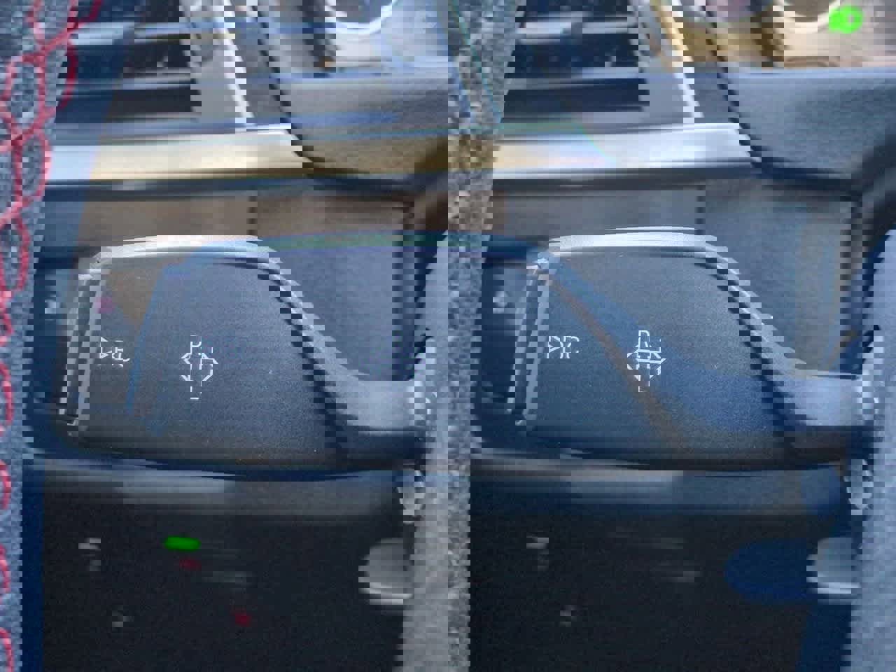 Used 2018 BMW 330e w/ Premium Package image 28