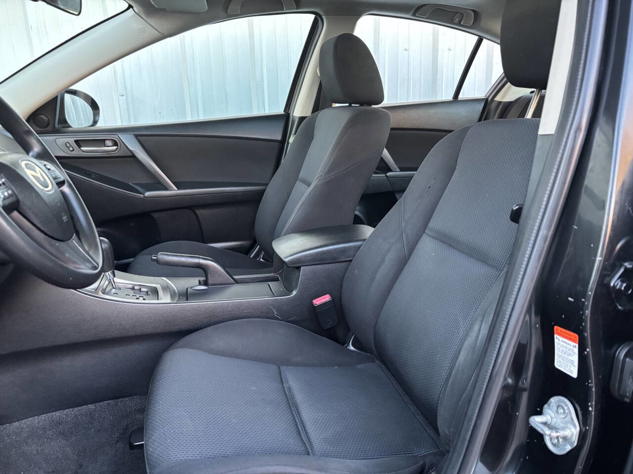 Used 2011 MAZDA MAZDA3 i Touring image 10