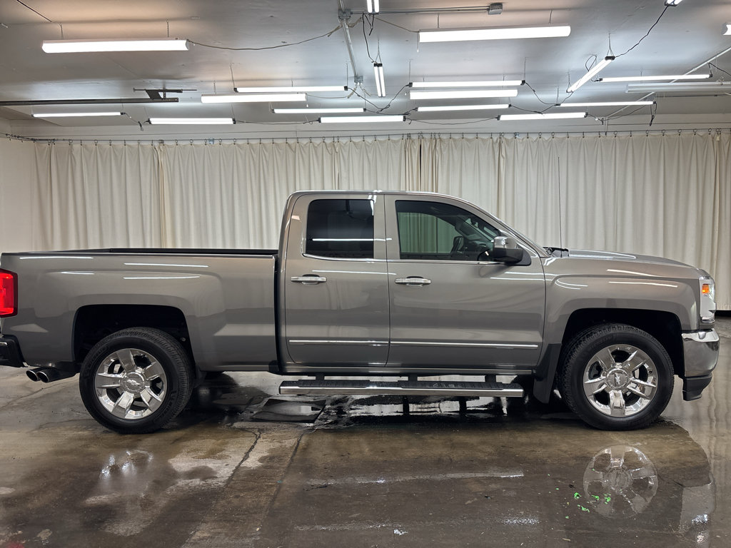 Used 2017 Chevrolet Silverado 1500 LTZ w/ Sport Package AWD/4WD image 4