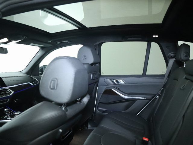 Used 2020 BMW X5 xDrive40i w/ Premium Package AWD/4WD image 18