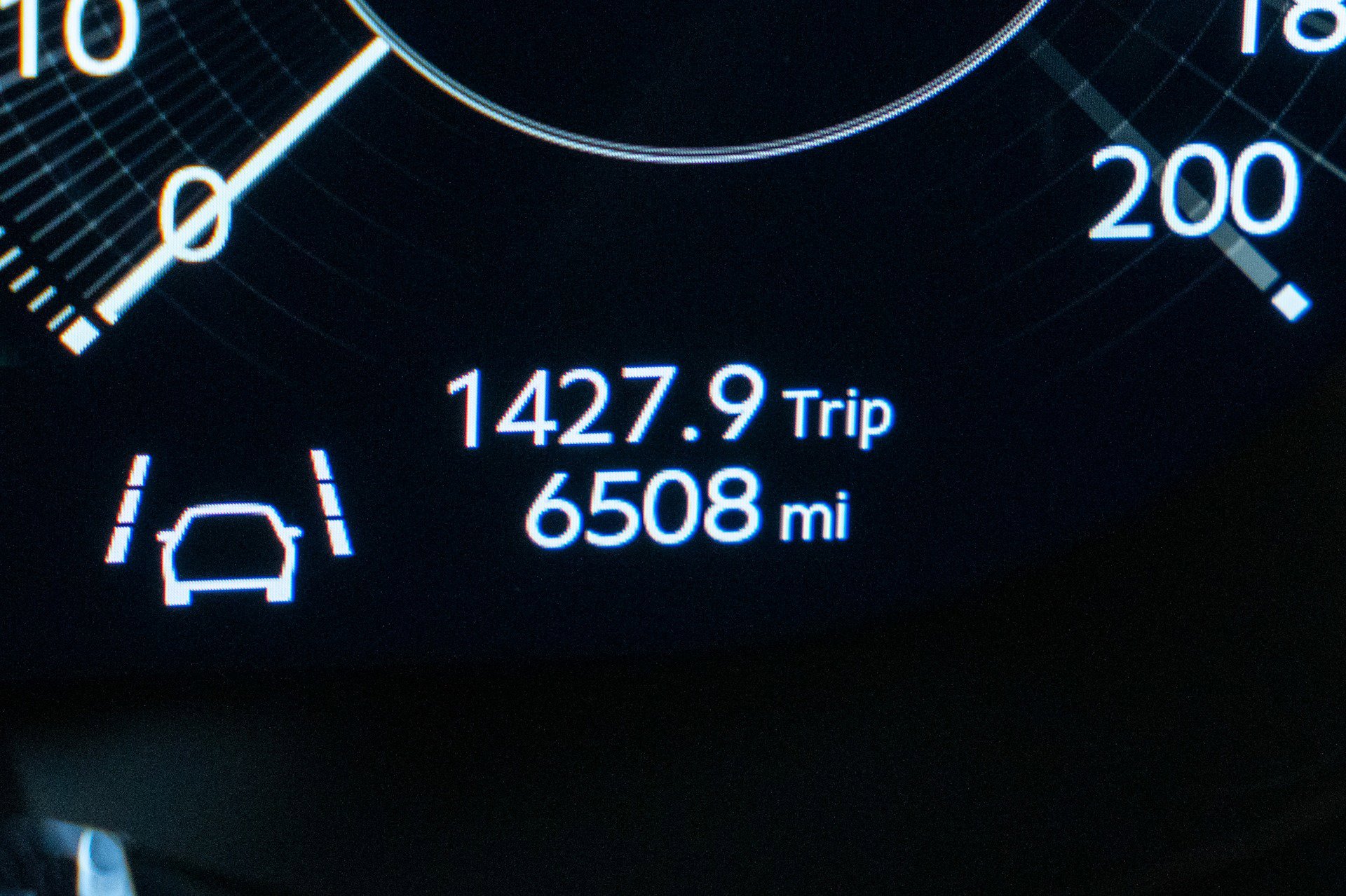 Used 2025 Bentley Bentayga image 21