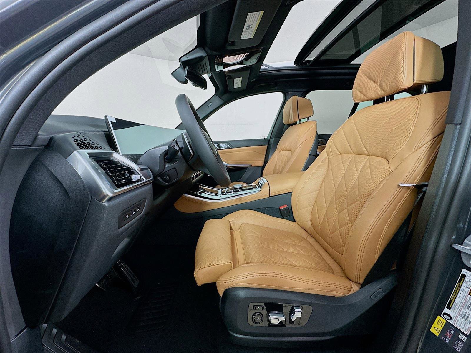 New 2026 BMW X5 xDrive50e w/ M Sport Package image 21