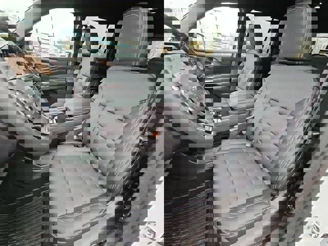 New 2026 Chevrolet Traverse LT w/ Midnight/Sport Edition image 20