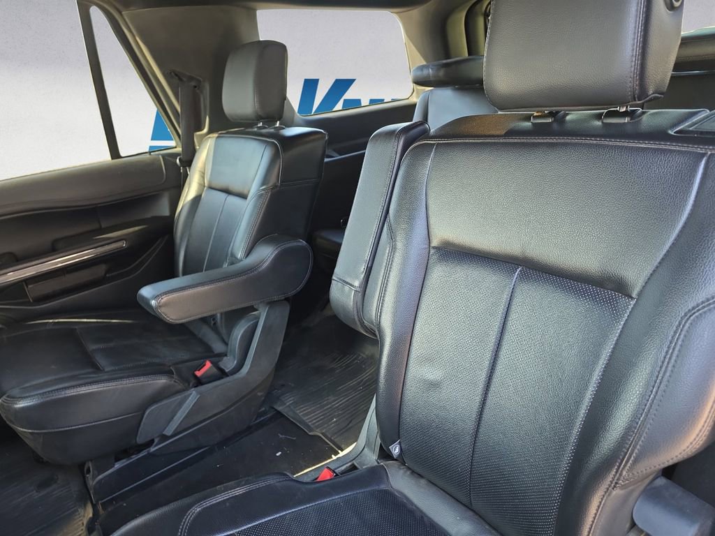Used 2020 Ford Expedition XLT w/ Equipment Group 201A image 13