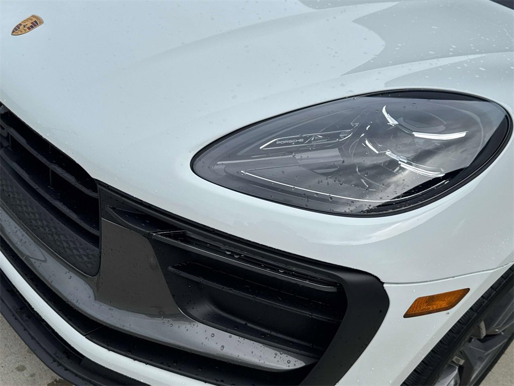 New 2025 Porsche Macan Turbo image 11