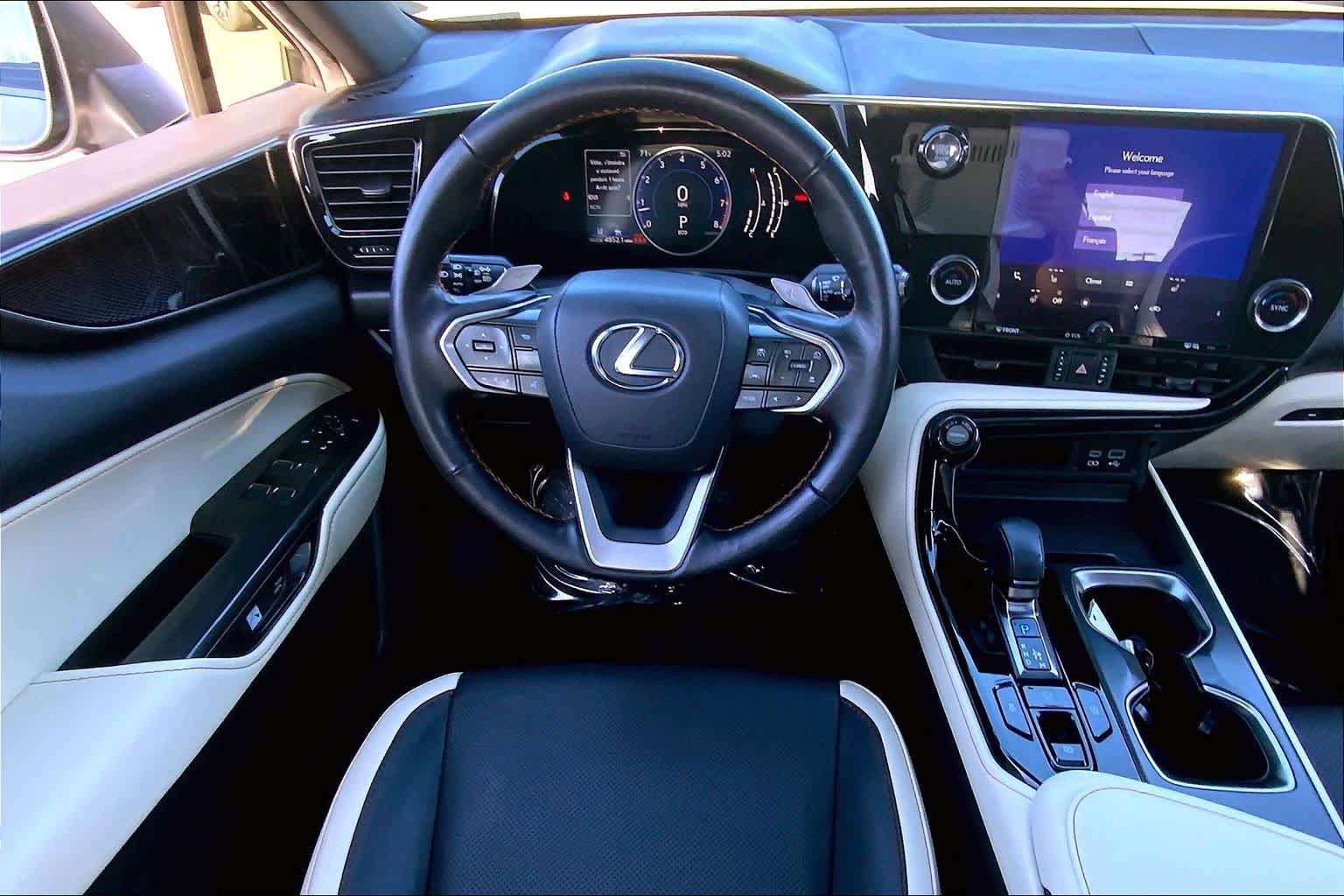 Used 2024 Lexus NX 250 FWD w/ Cold Area Package image 6