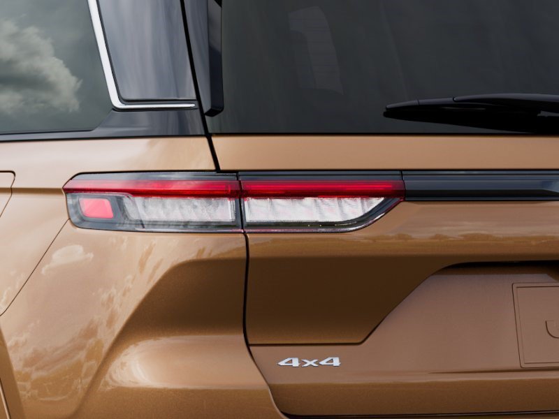 New 2027 Jeep Grand Cherokee Summit AWD/4WD image 10