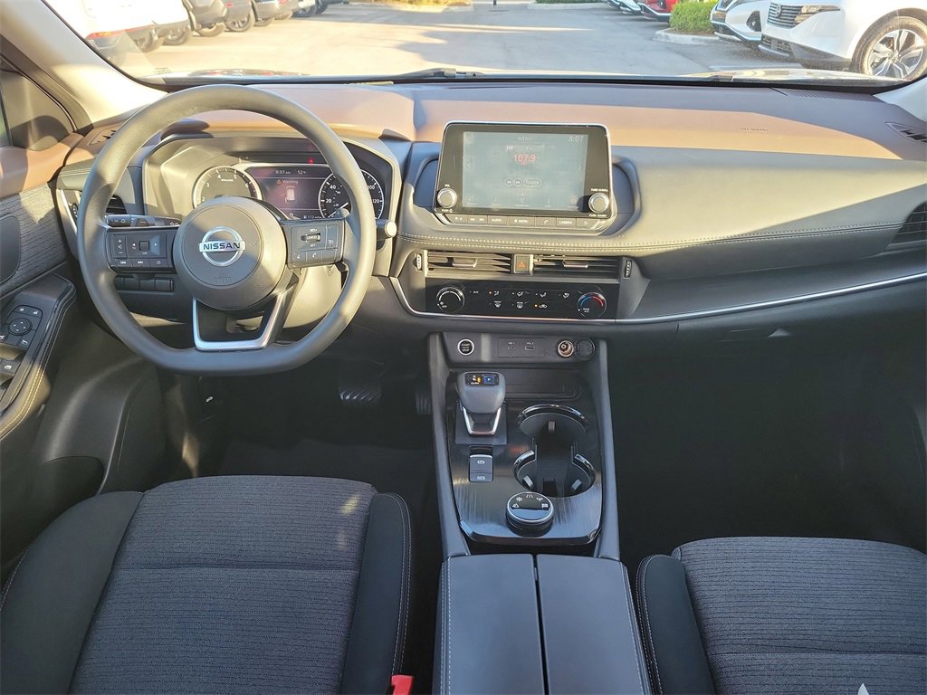 Certified 2021 Nissan Rogue S image 9