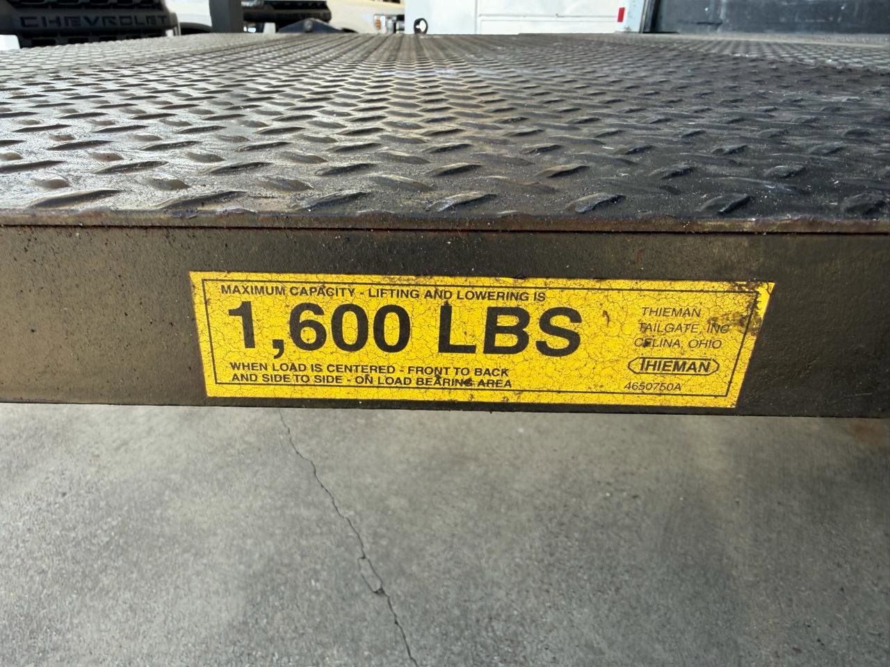 Used 2017 Chevrolet Express 3500 RWD image 37