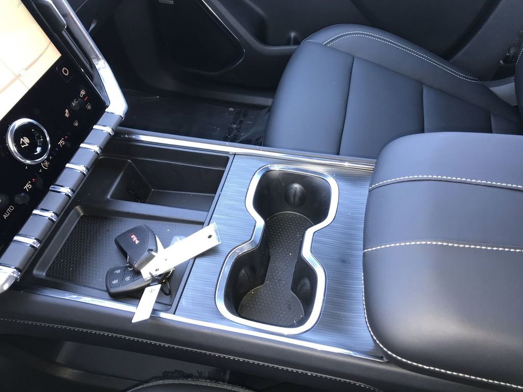 New 2026 GMC Acadia Elevation w/ Black Edition AWD/4WD image 21