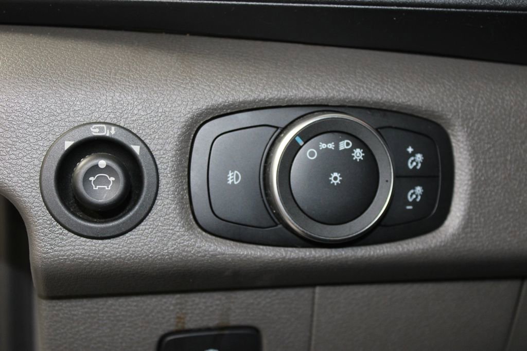 Used 2024 Ford Transit 350 XLT image 21