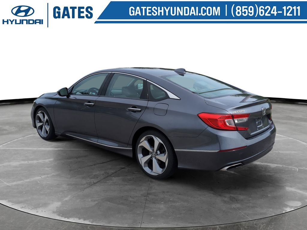 Used 2018 Honda Accord Touring image 7