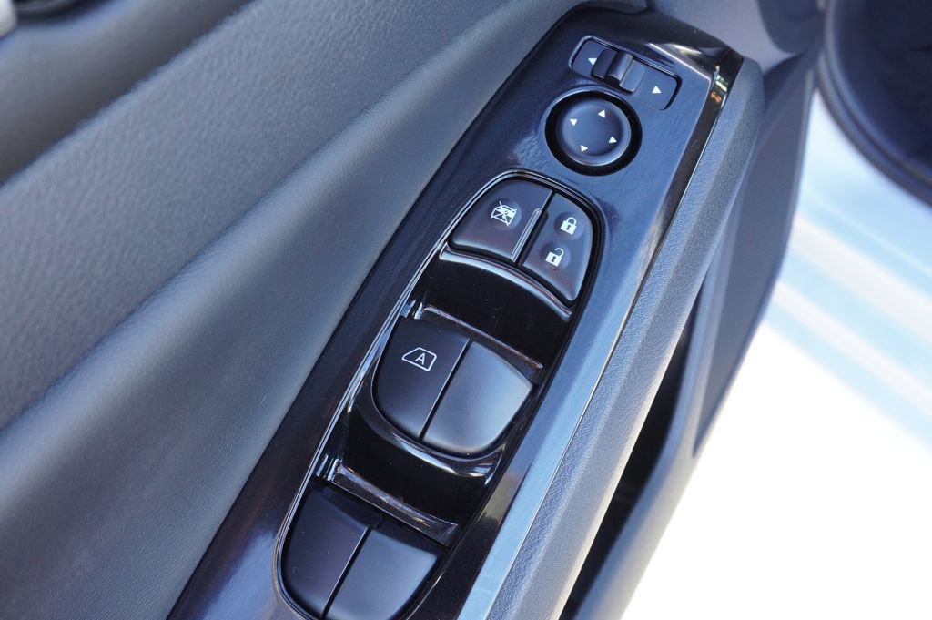 Certified 2025 Nissan Altima 2.5 SR image 15