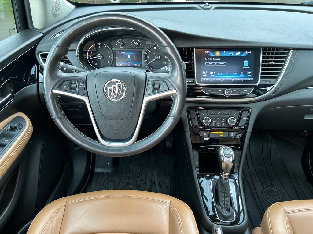 Used 2020 Buick Encore Essence w/ Experience Buick Package AWD/4WD image 17