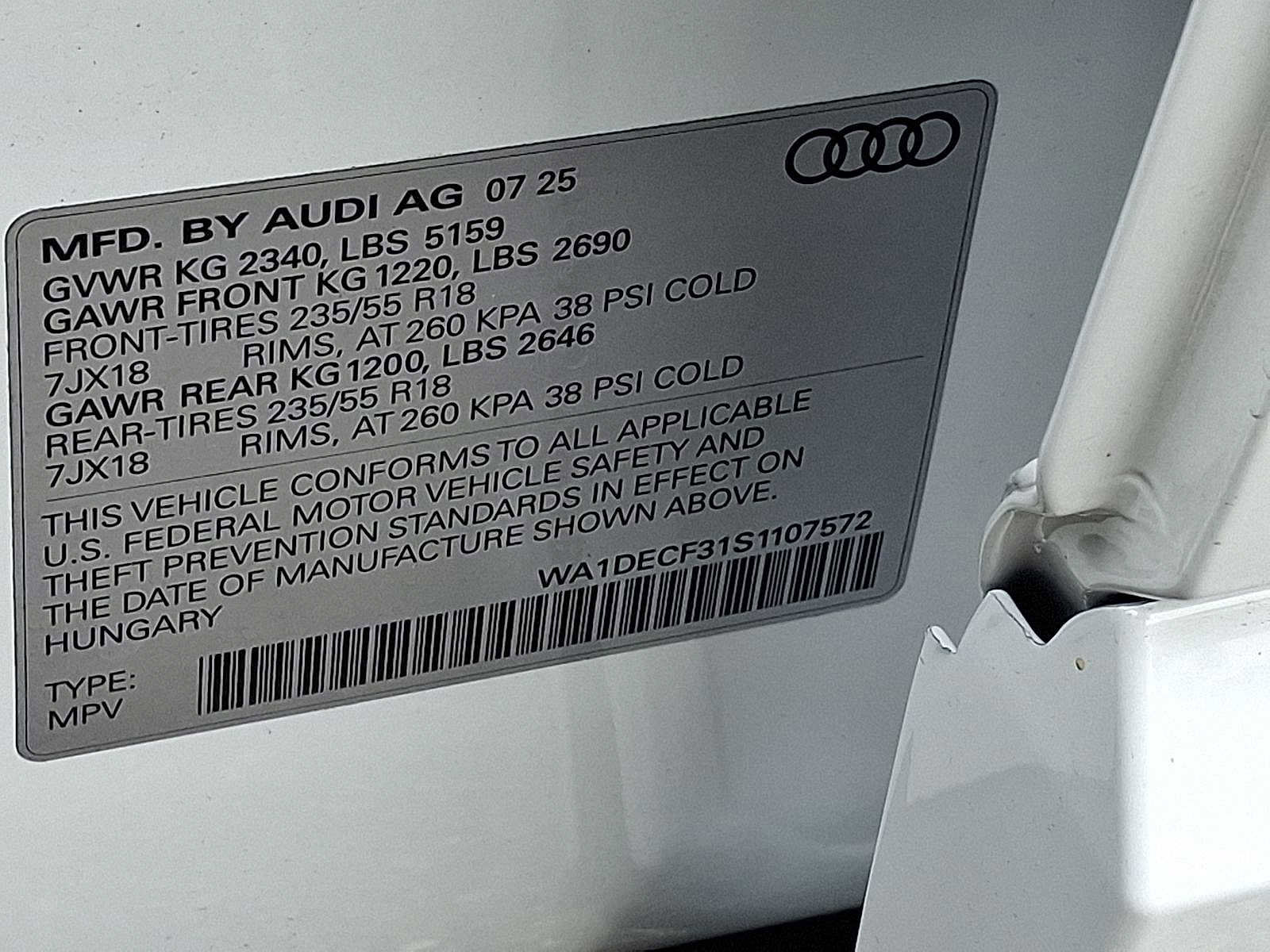New 2025 Audi Q3 2.0T Premium image 16
