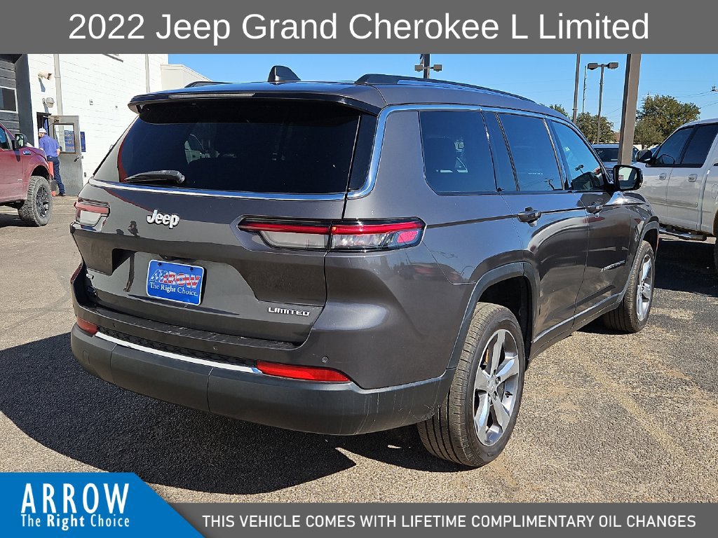 Used 2022 Jeep Grand Cherokee L Limited RWD image 12