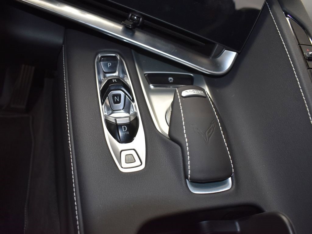 Used 2025 Chevrolet Corvette Stingray Coupe w/ 1LT image 15