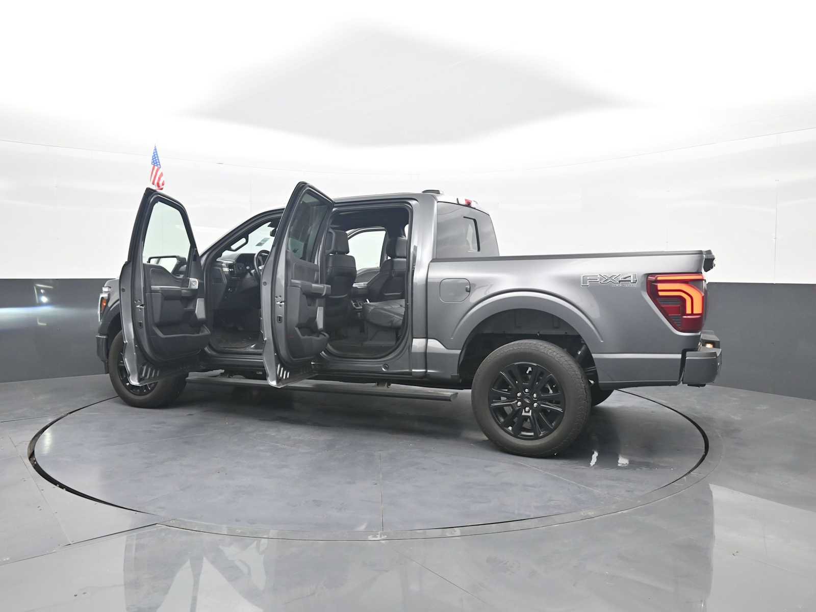 Used 2025 Ford F150 Platinum w/ Equipment Group 702A High AWD/4WD image 50
