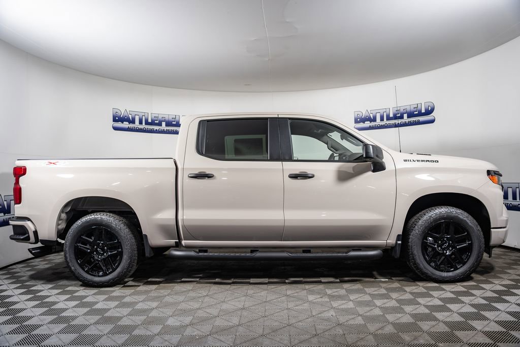 New 2026 Chevrolet Silverado 1500 Custom w/ Turbomax Blackout Package AWD/4WD image 11