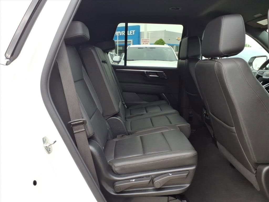 Used 2025 Chevrolet Tahoe LT image 15