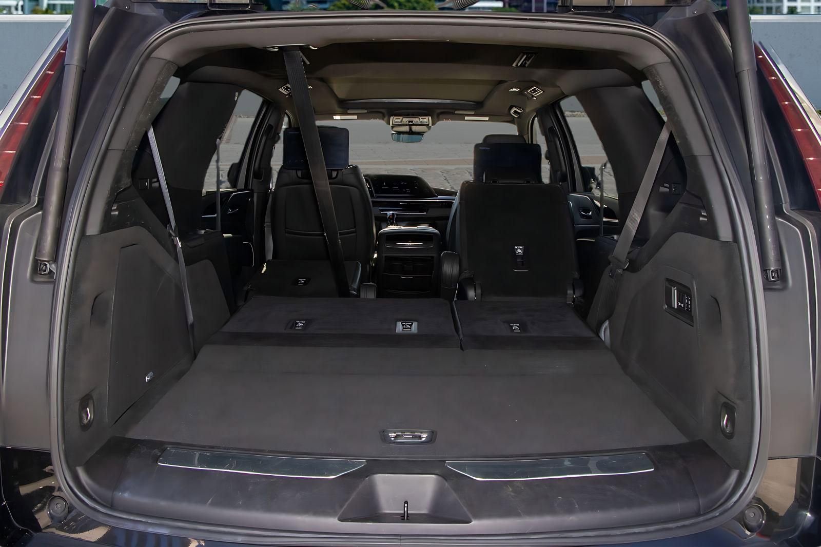 Used 2023 Cadillac Escalade Sport AWD/4WD image 10