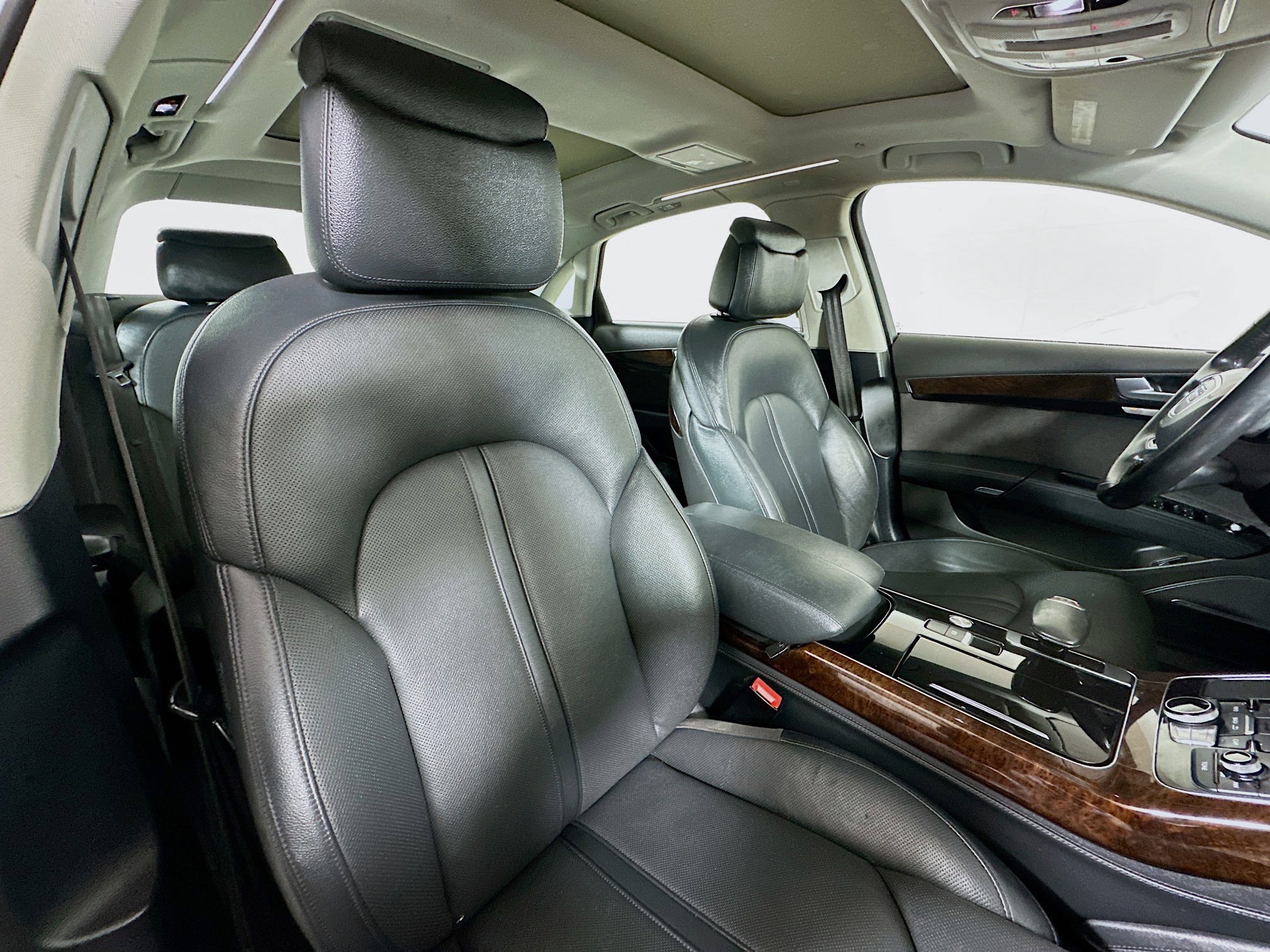 Used 2015 Audi A8 L 4.0T w/ Premium Package AWD/4WD image 29