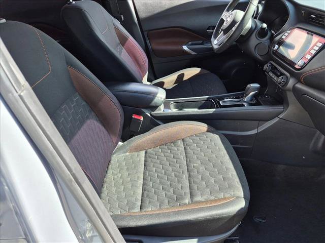 Used 2022 Nissan Kicks SR FWD image 18