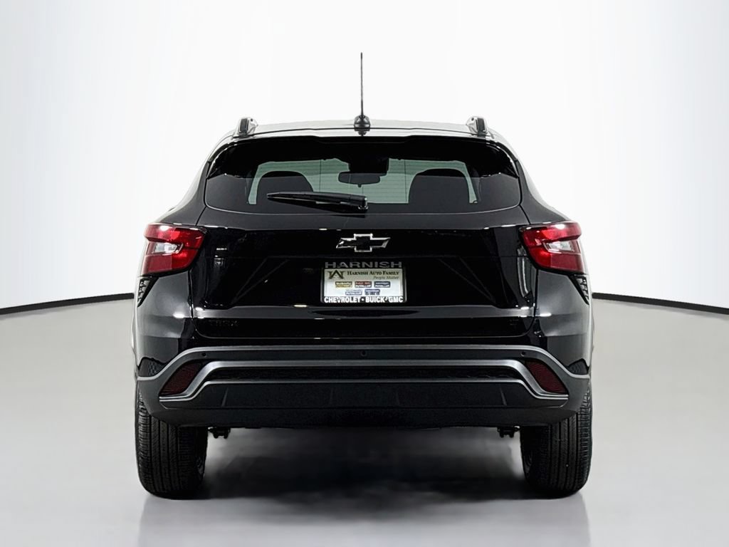 New 2026 Chevrolet Trax LT w/ Driver Confidence Package FWD image 6
