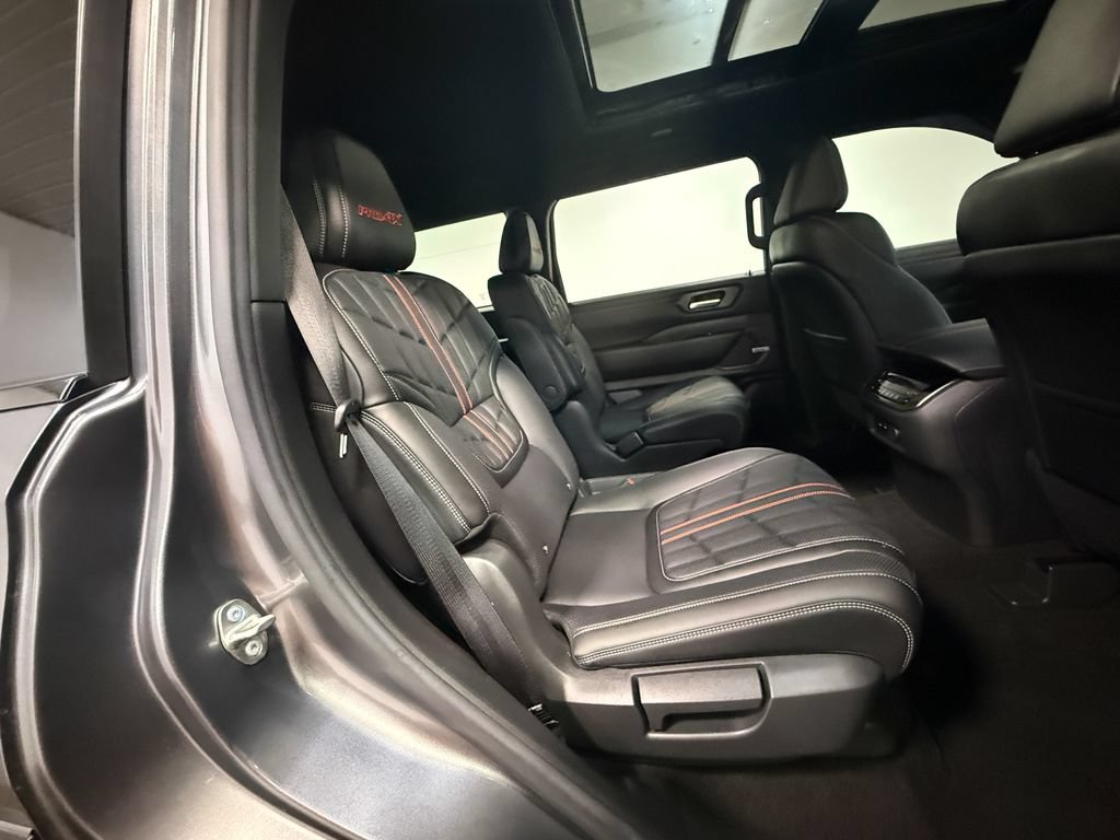 Used 2026 Nissan Armada PRO-4X AWD/4WD image 14