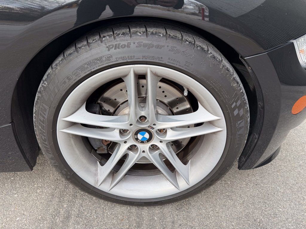 Used 2008 BMW M Roadster image 37