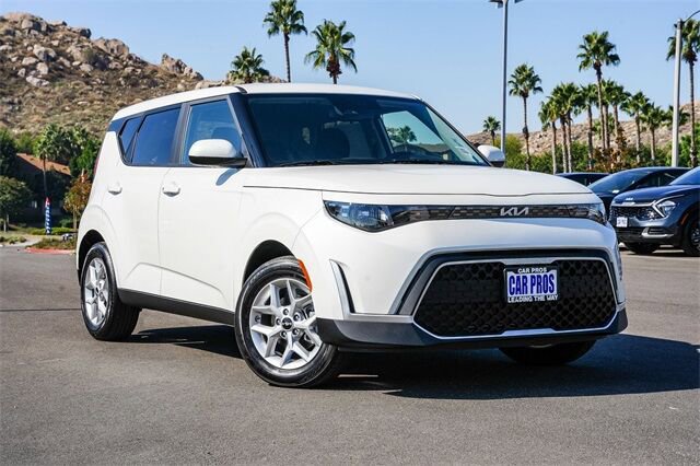 New 2025 Kia Soul S