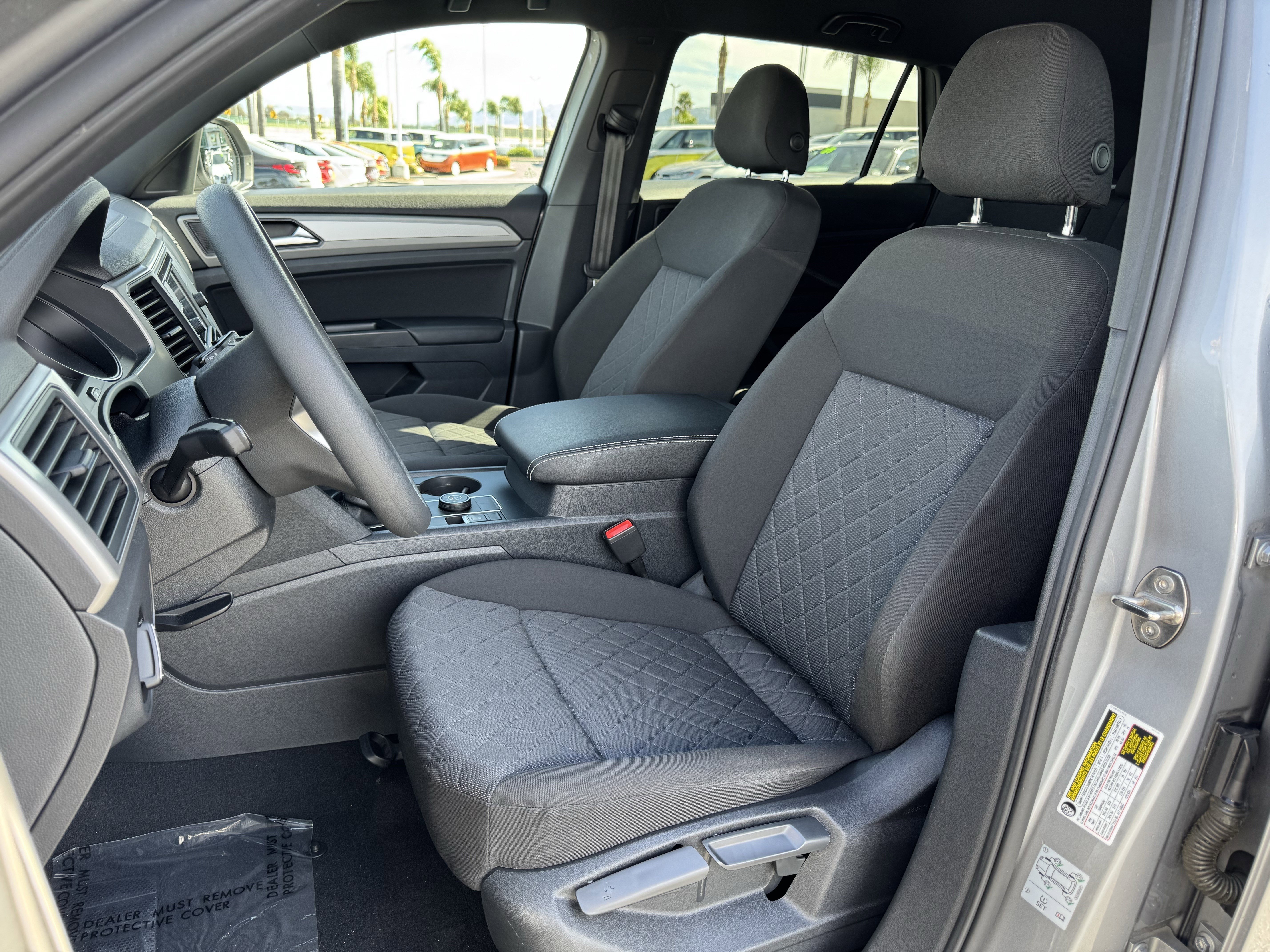 Used 2020 Volkswagen Atlas Cross Sport S image 15