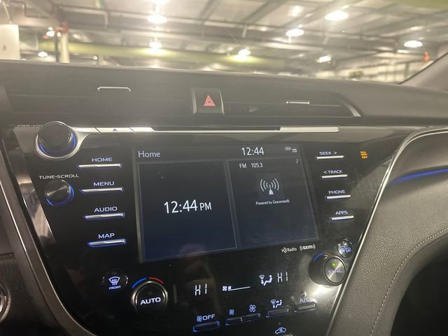 Used 2020 Toyota Camry XSE image 16