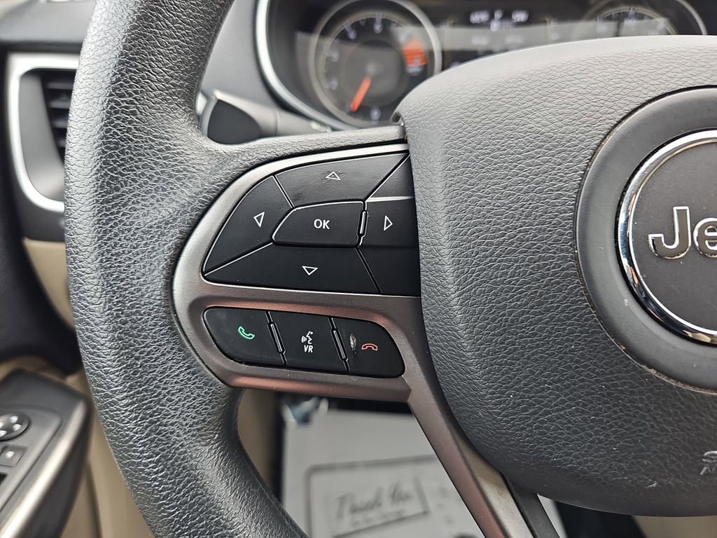 Used 2020 Jeep Cherokee Latitude image 20