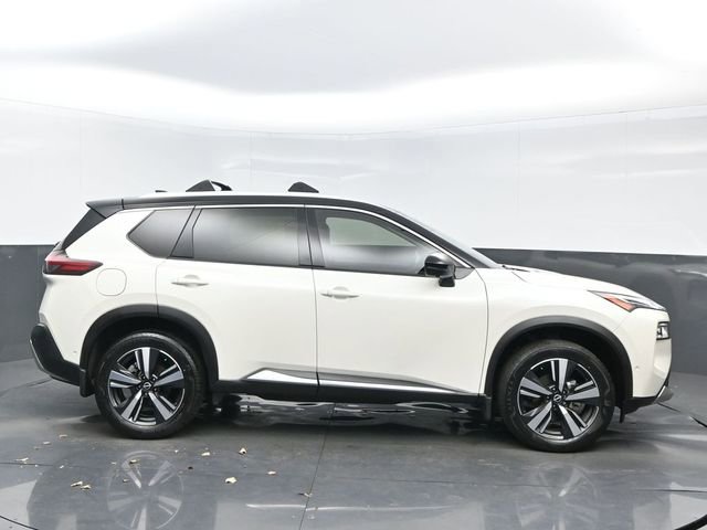 Used 2023 Nissan Rogue Platinum image 7