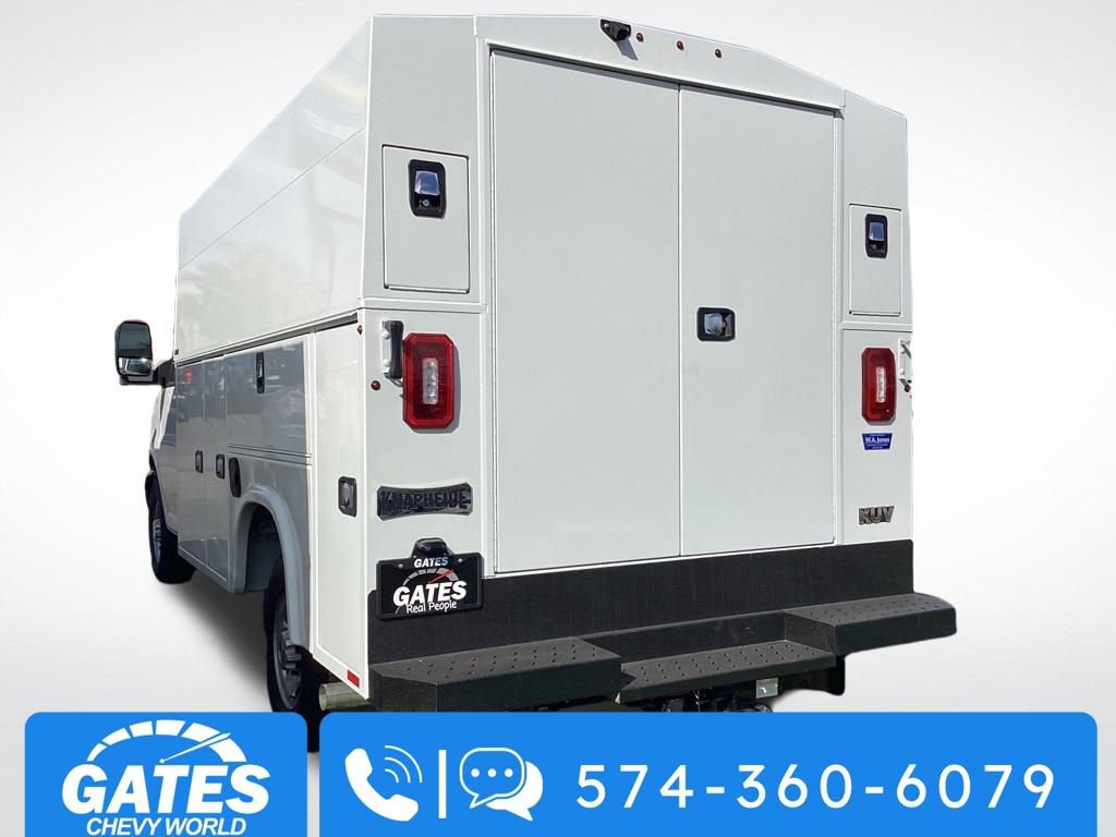 New 2025 Chevrolet Express 3500 Work Van w/ Power Convenience Package image 3